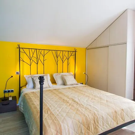 Nia With Pool Apartment Trogir